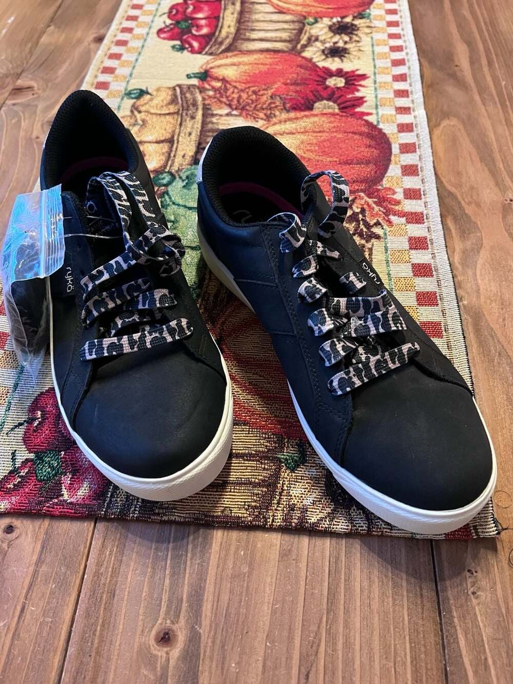 Ryka Classic Sneakers Black Leopard Surround Fit